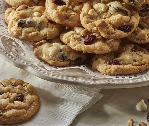 Cashew Cherry Cookie