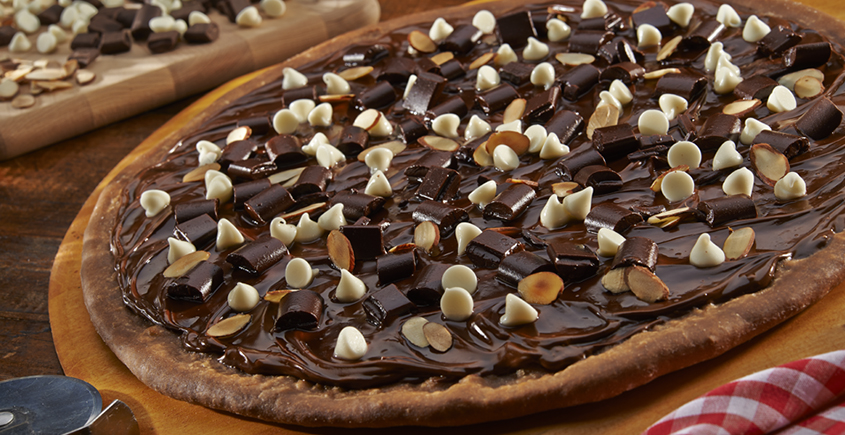 Chocolate Dessert Pizza